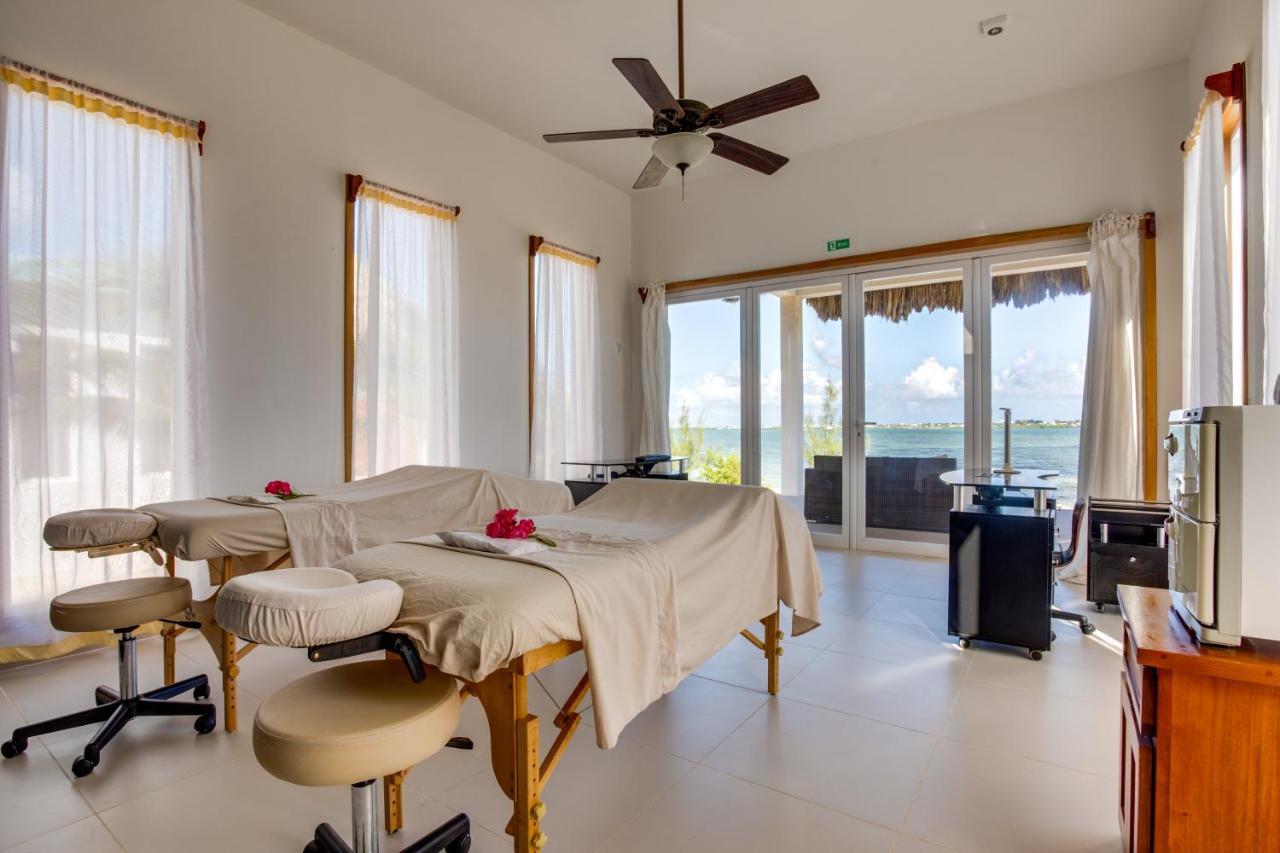 Turtle Island Resort Сан Педро Екстериор снимка