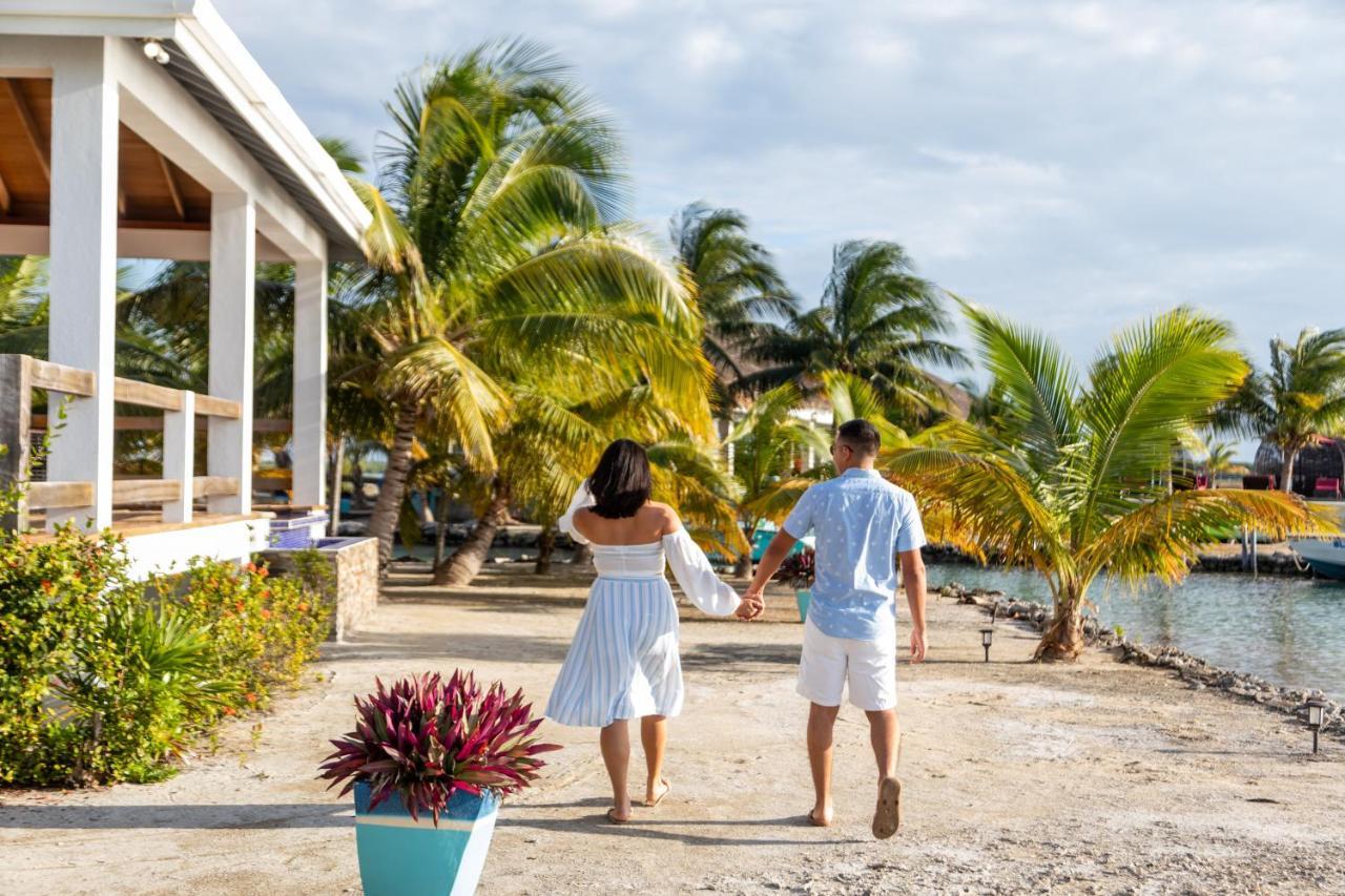 Turtle Island Resort Сан Педро Екстериор снимка