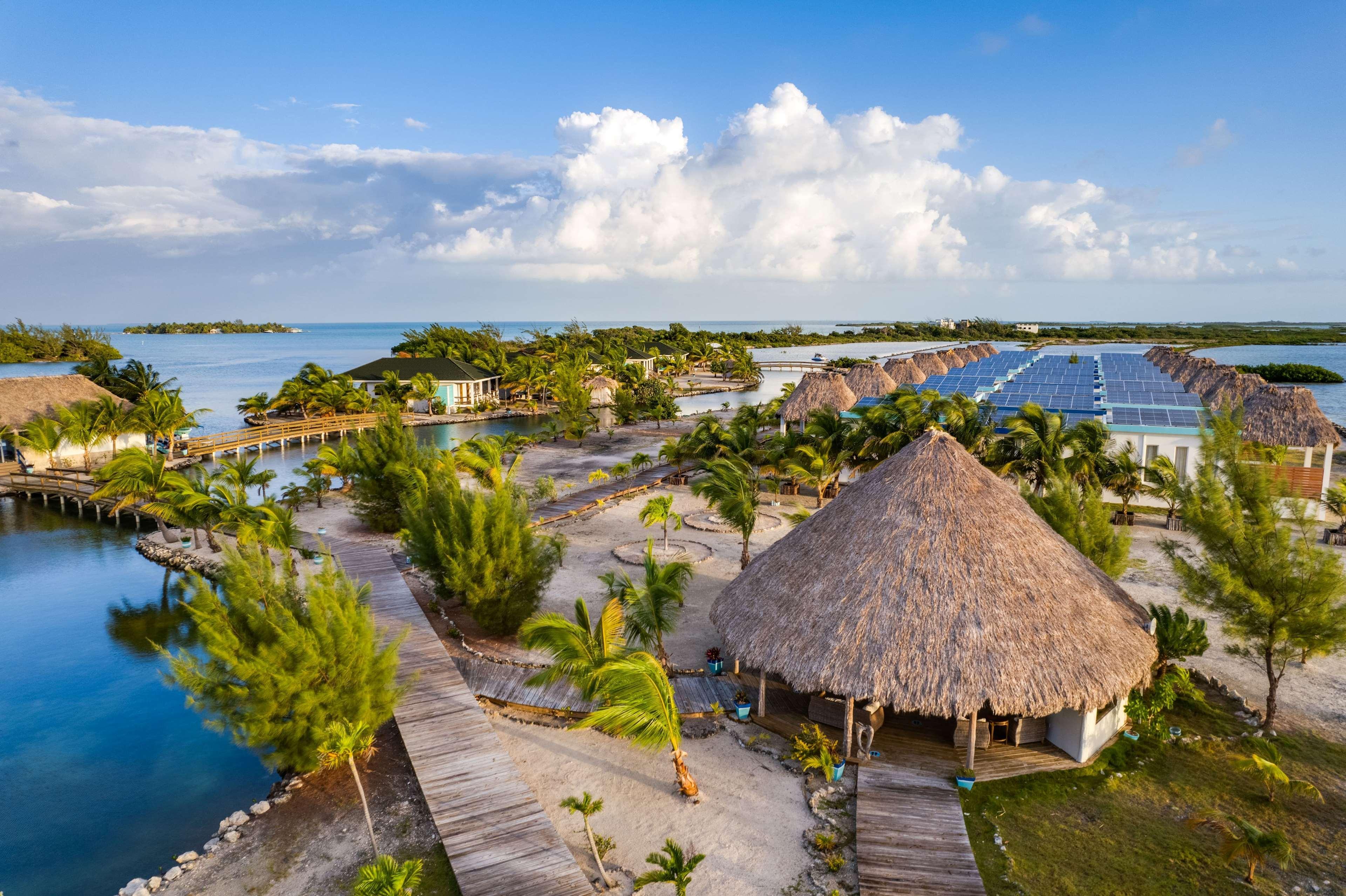 Turtle Island Resort Сан Педро Екстериор снимка
